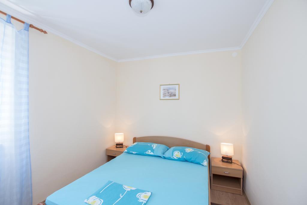 Radovcic Apartments And Rooms ตริสเตโน ภายนอก รูปภาพ