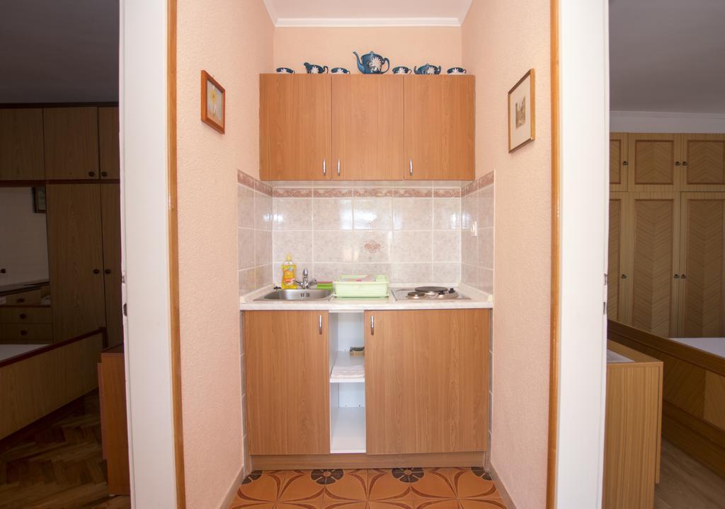 Radovcic Apartments And Rooms ตริสเตโน ภายนอก รูปภาพ